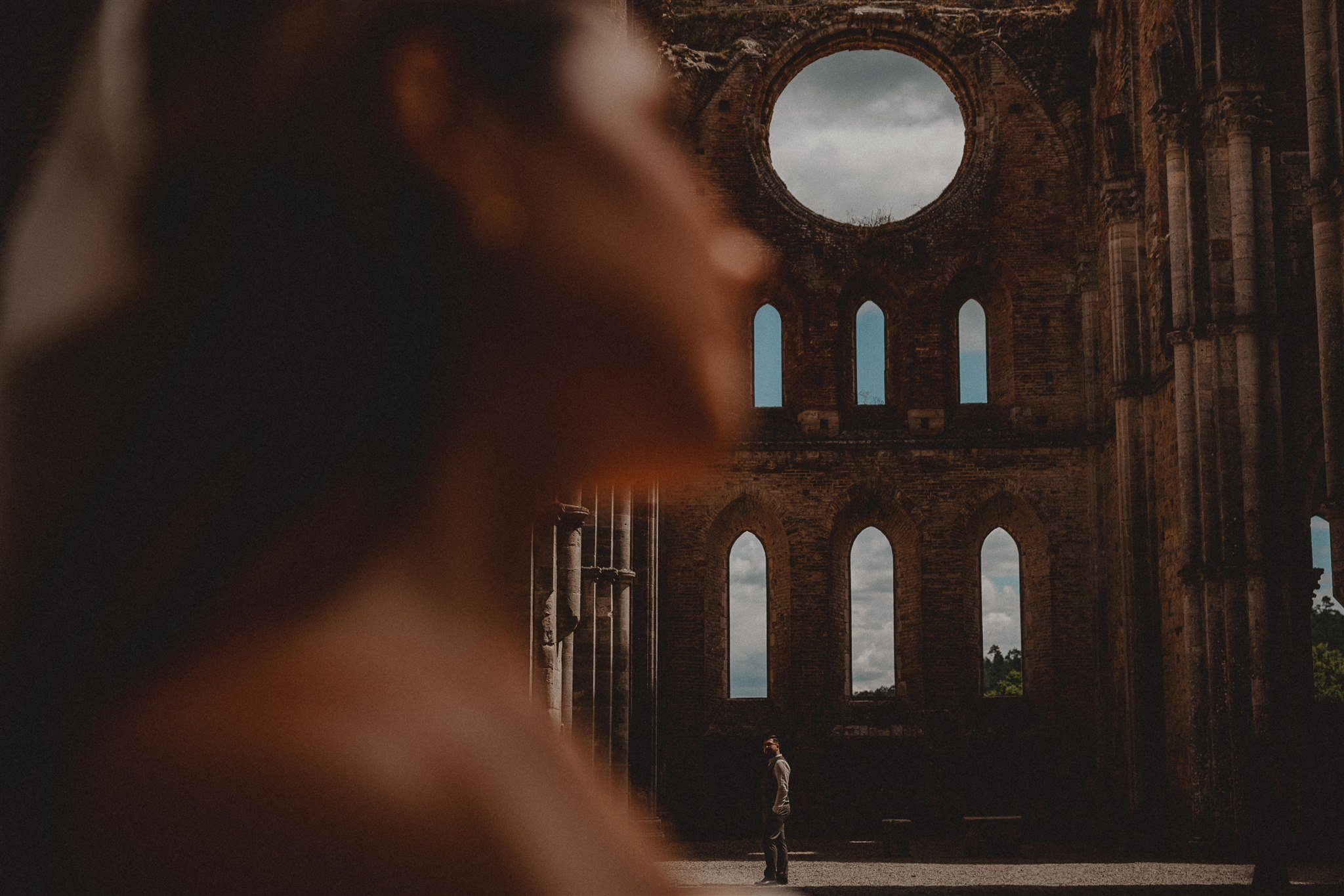 Their moment of stillness, just before the dance began. Contact Italy Wedding Photographer